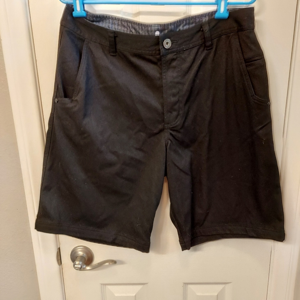 Lululemon shorts size 36